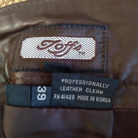 VINTAGE LEATHER SKIRT DK. BROWN (WAIST 13 IN.) BY TOFFS PERFECT CONDITION - Picture 7 of 7